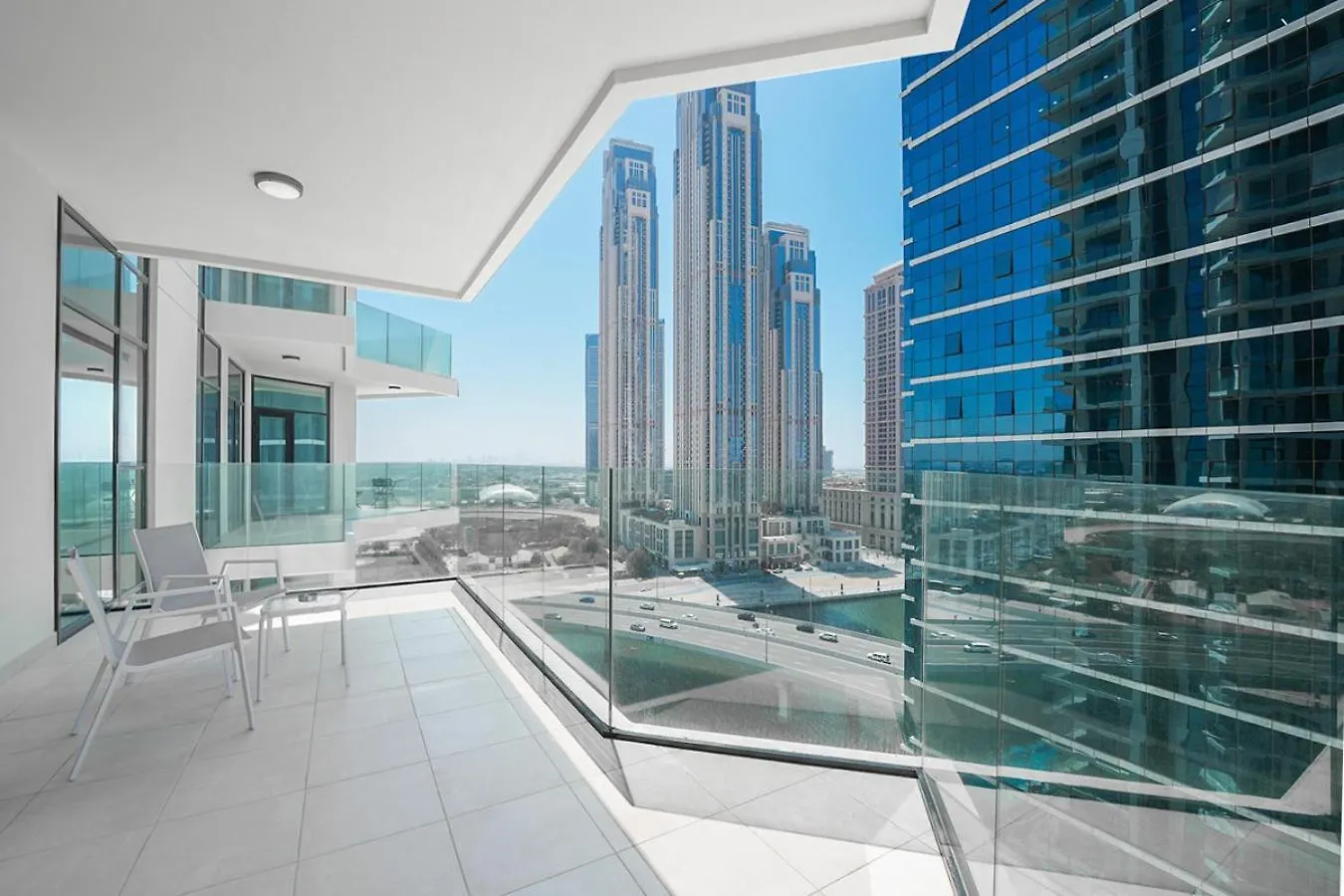 Easygo- Lavish 2Br-Terrace-View-Infinity Pool location